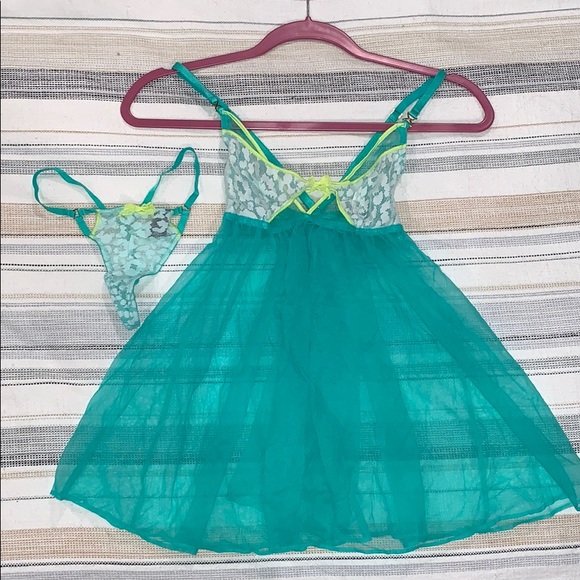 Victoria Secret Tulle Baby doll lingerie - Picture 1 of 4